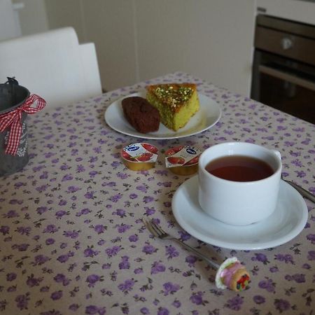Il Vicolo 48 Bed and Breakfast Pesaro Exteriör bild