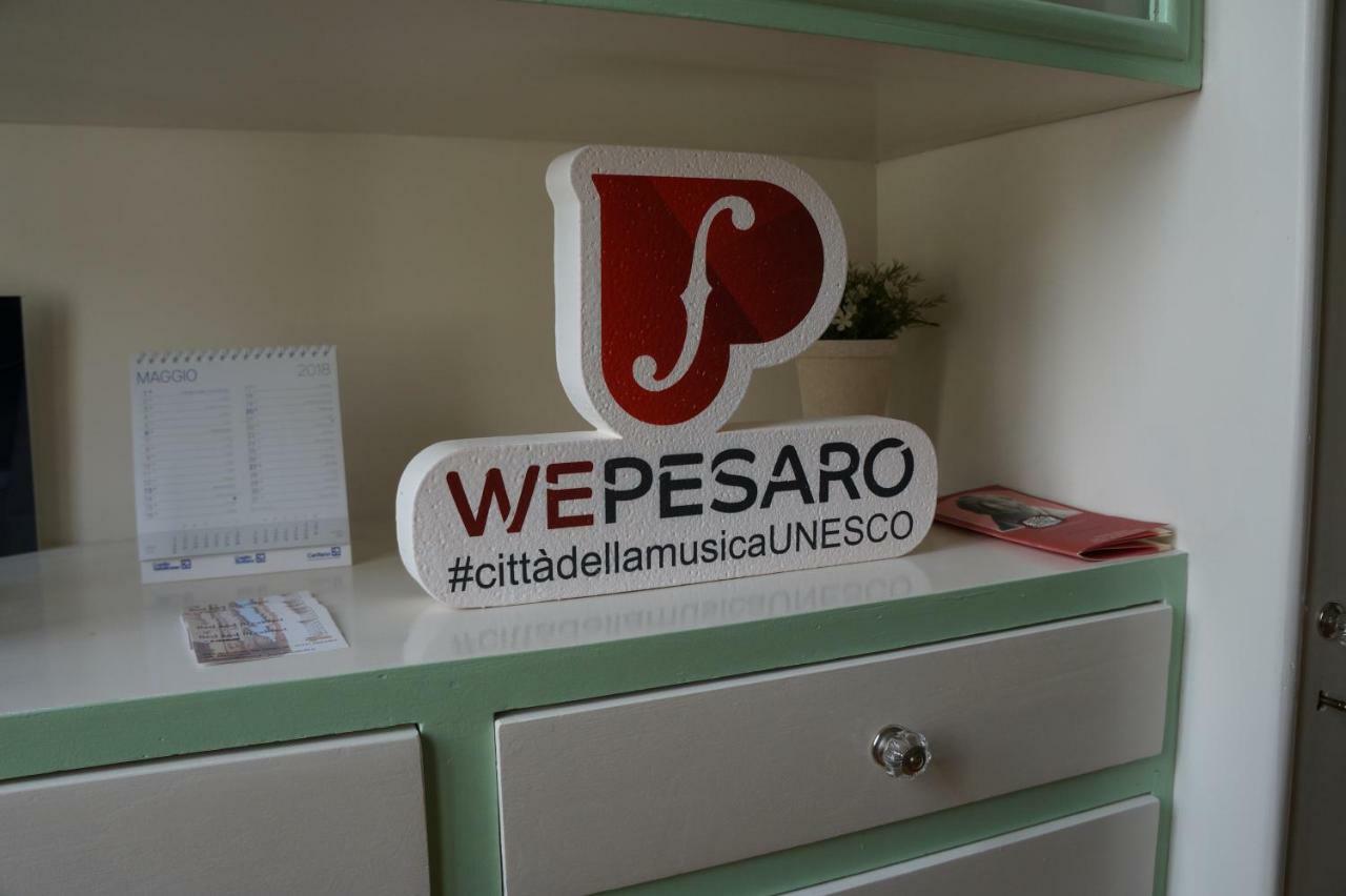 Il Vicolo 48 Bed and Breakfast Pesaro Exteriör bild