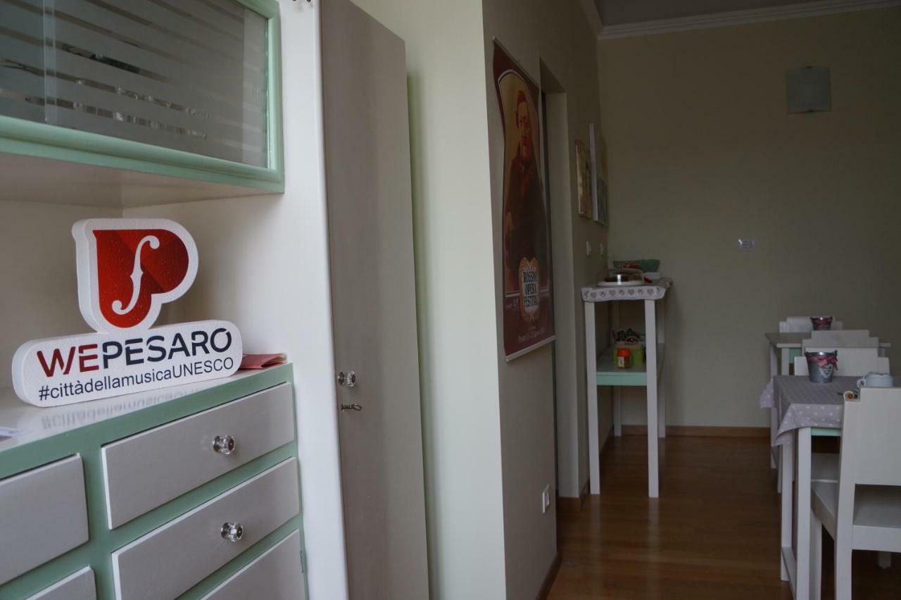 Il Vicolo 48 Bed and Breakfast Pesaro Exteriör bild